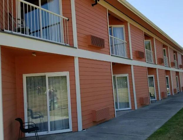 The Dew Drop Inn Motel hotel detail image 2