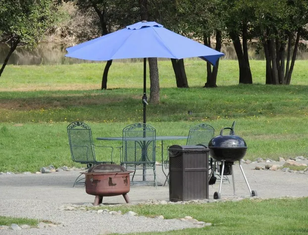 Indian Creek Lodge hotel detail image 1