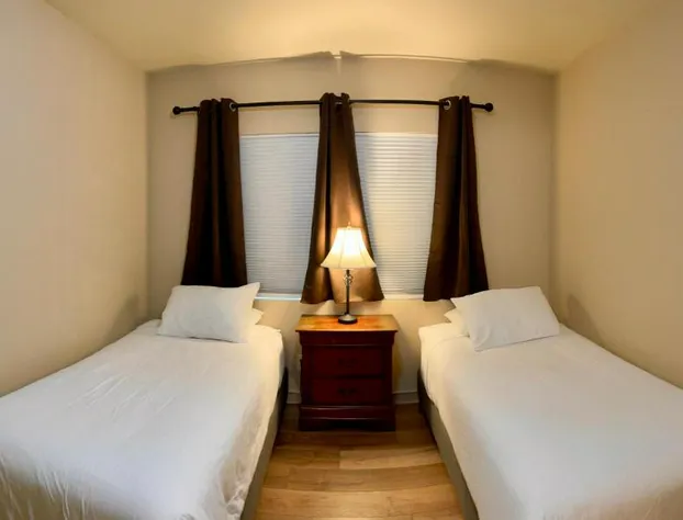 Indian Creek Lodge hotel detail image 3