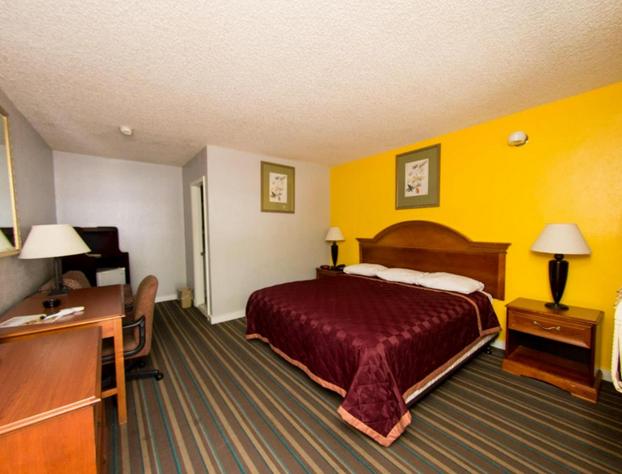 Scottish Inn and Suites hotel detail image 1