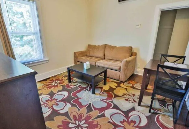 Nader's Motel & Suites hotel detail image 2