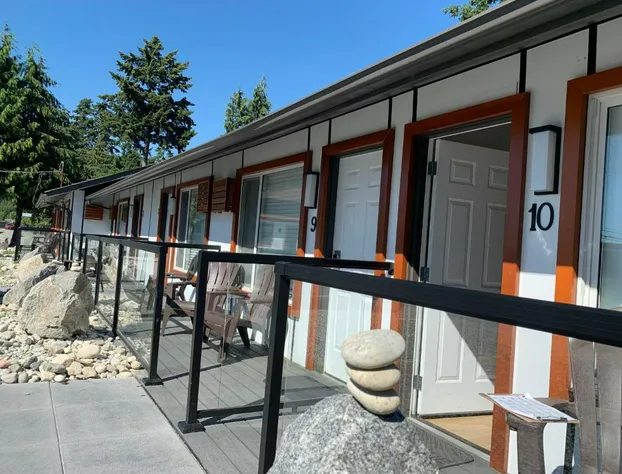 Oceanside Villas hotel detail image 4