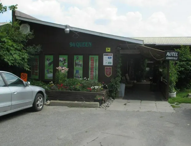 Motel Lennoxville hotel detail image 1