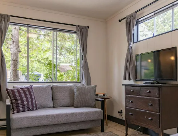 Mackenzie Beach Resort hotel detail image 3