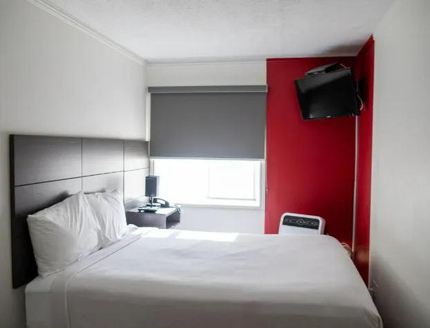 Ramada by Wyndham Dawson Creek hotel detail image 2