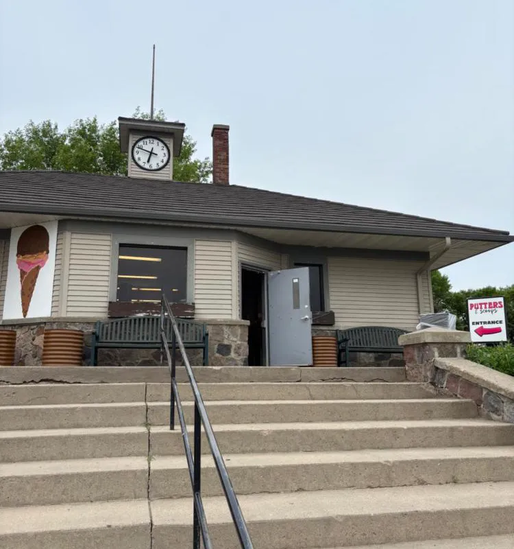 Dakota Inn hotel hero