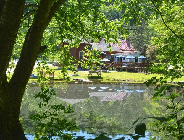 Hyde Away Inn hotel detail image 1