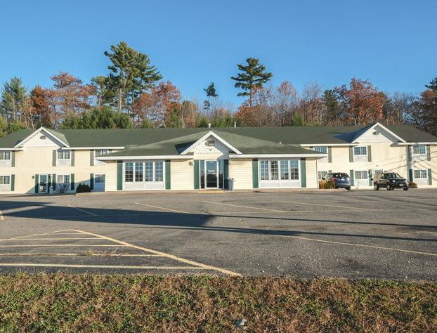 Mountain Host Motor Inn hotel detail image 1
