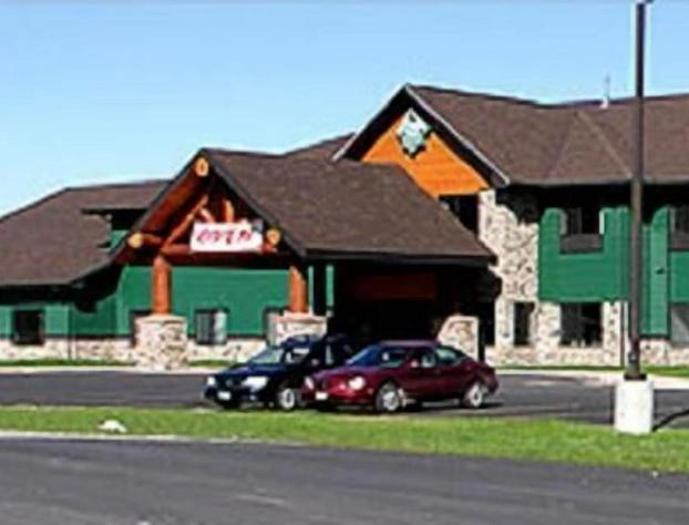White Oak Inn & Suites hotel detail image 1