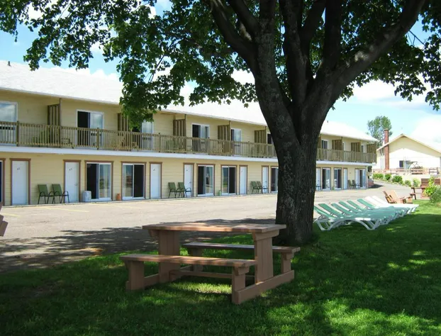 Motel Carleton sur mer hotel detail image 1