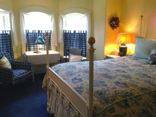 Strawberry Farm Bed & Breakfast hotel detail image 4