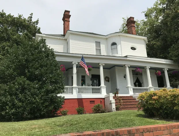 Simmons-Bond Inn Bed & Breakfast hotel detail image 2