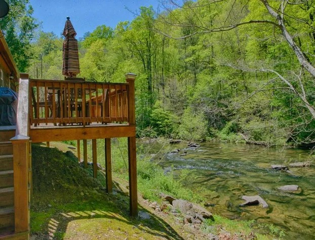 Historic Tapoco Lodge Resort hotel detail image 4