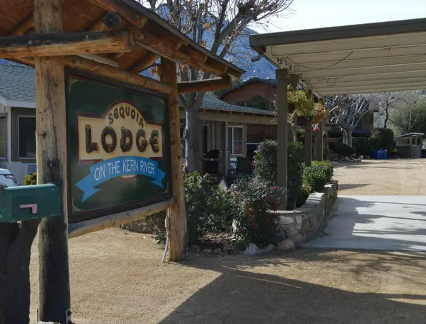 Sequoia Lodge hotel detail image 2