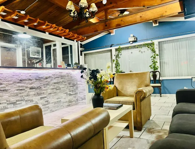 Crossroads Motel hotel detail image 2