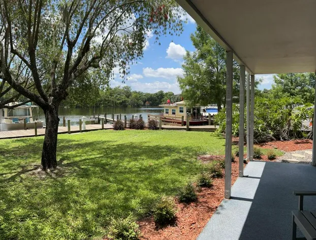 Hontoon Landing Resort & Marina hotel detail image 3