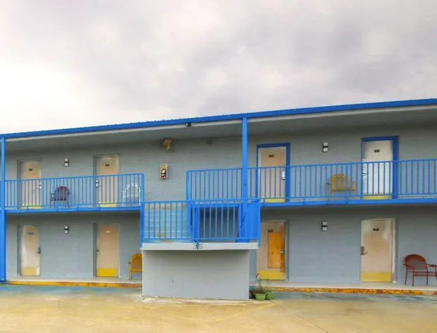 Marshall Lodge By OYO Hwy 65 hotel detail image 3