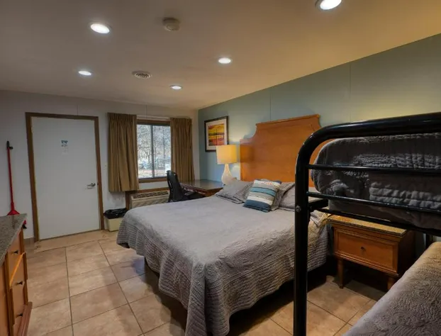 Lewis and Clark Resort hotel detail image 2