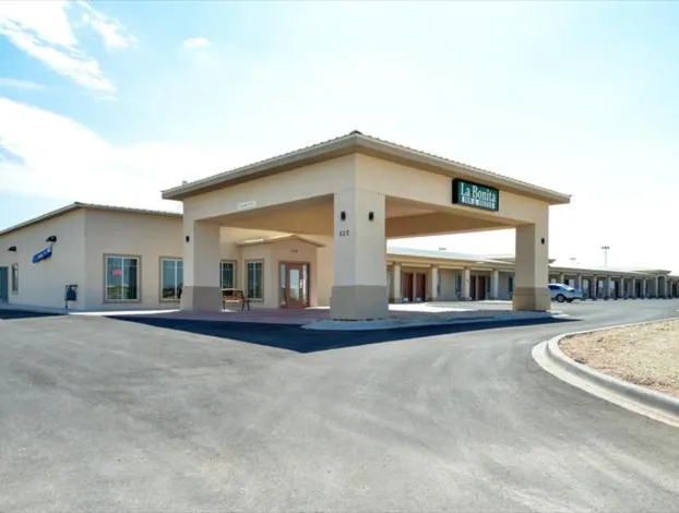 La Bonita Inn & Suites hotel detail image 2