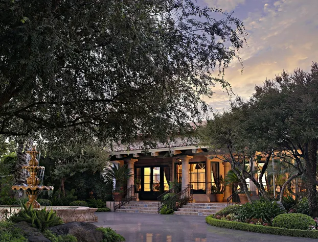 Harris Ranch Resort hotel detail image 1