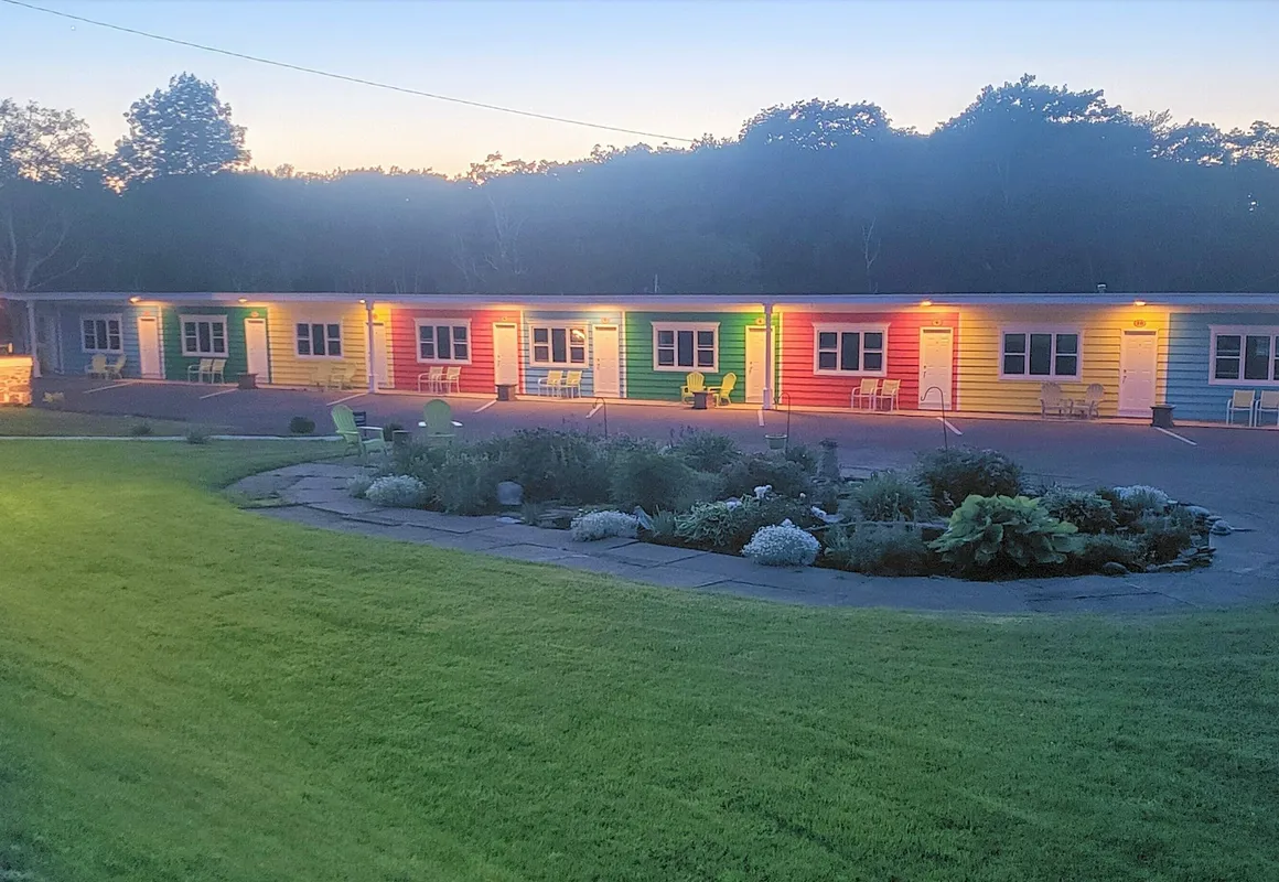 Cornerstone Motel hotel hero