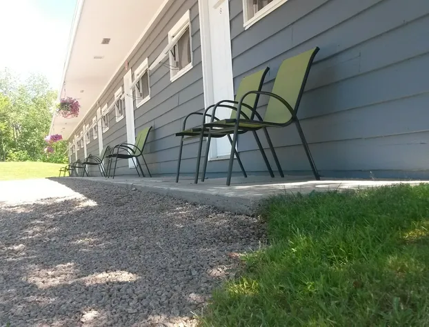 Cornerstone Motel hotel detail image 3