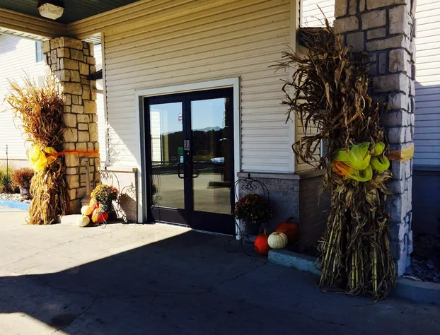 Mammoth Spring Lodge Motel hotel detail image 1