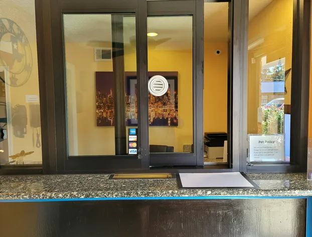 Coldspring Inn hotel detail image 4