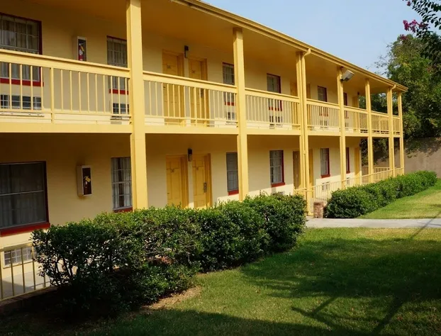 Travelers Inn hotel detail image 2