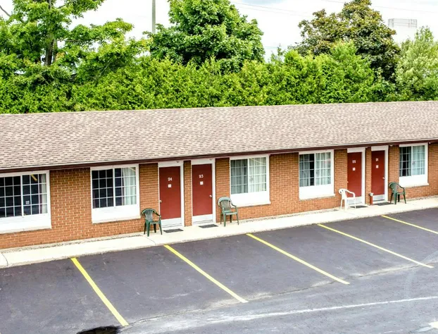 Cedar Lodge Motel hotel detail image 2