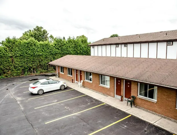 Cedar Lodge Motel hotel detail image 3