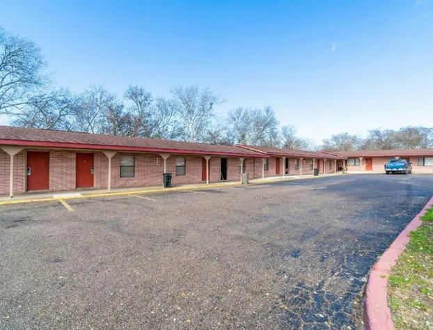 Capital O Hotel Beeville - US 181 hotel detail image 4