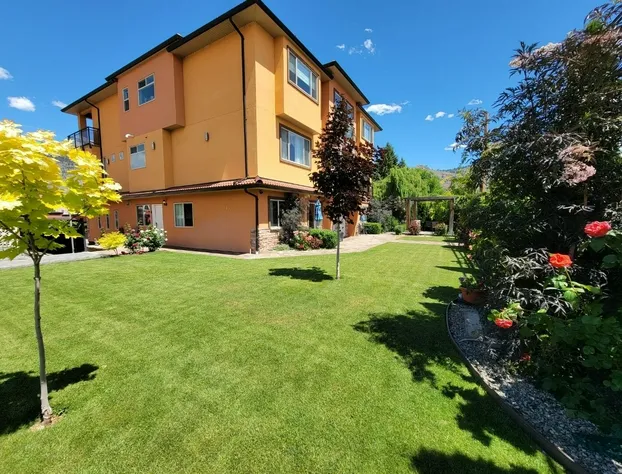 Sahara Suites hotel detail image 1