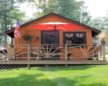 Clear Lake Resort hotel detail image 2