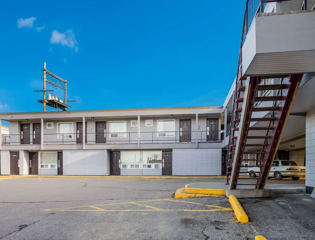 Motel 6 Fort St. John, BC hotel detail image 1