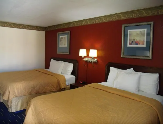 Country Inn Sterling hotel detail image 3