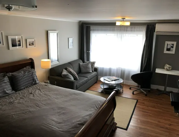 Merrickville Guest Suites hotel detail image 4