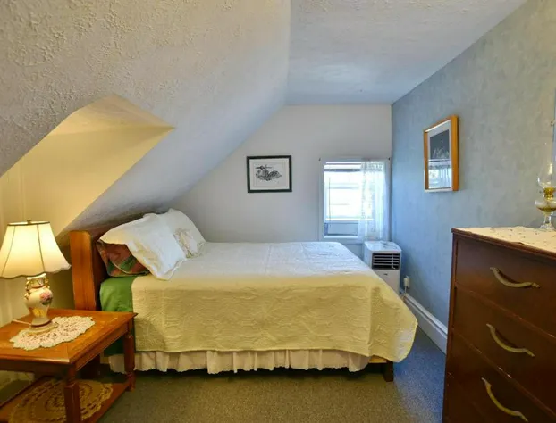 10th Avenue Guest House & Suites hotel detail image 1