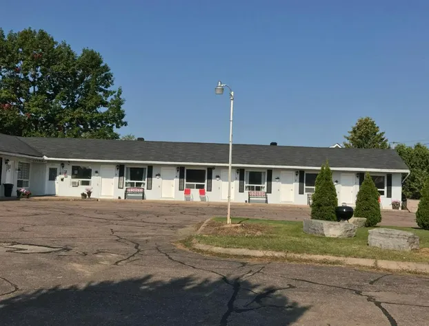 Travellers Inn Pembroke hotel detail image 4