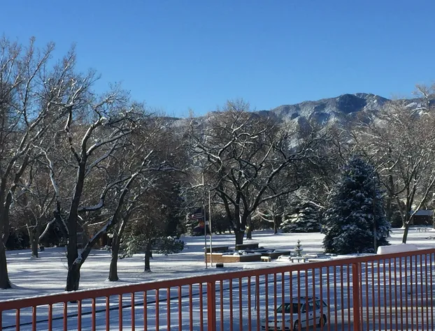 Parkview Inn Motel hotel detail image 1