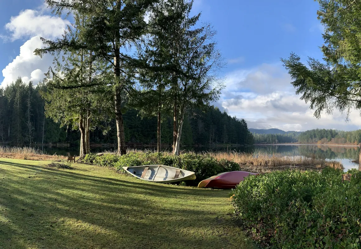 Cusheon Lake Resort hotel hero