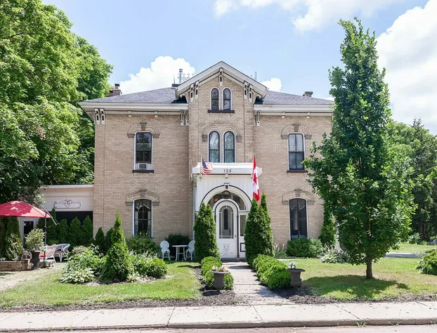Stone Maiden Inn hotel detail image 1