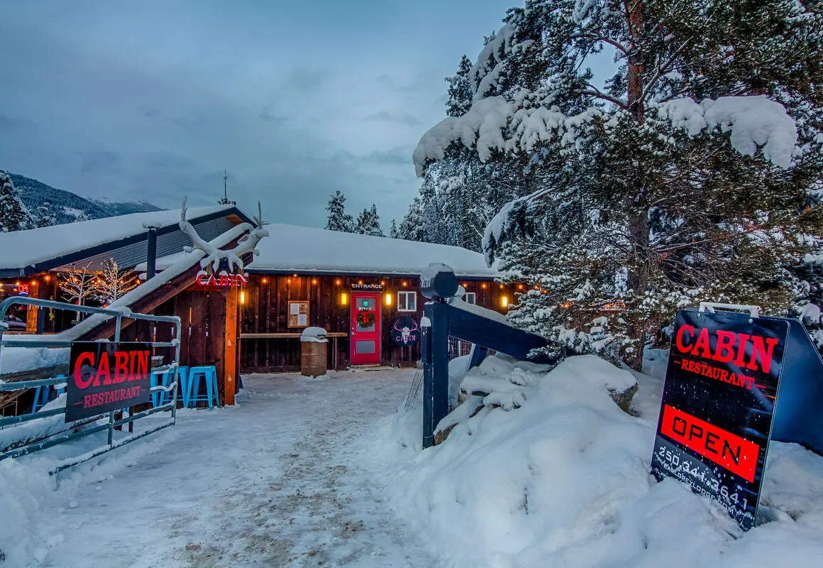 Earl Grey Lodge hotel hero