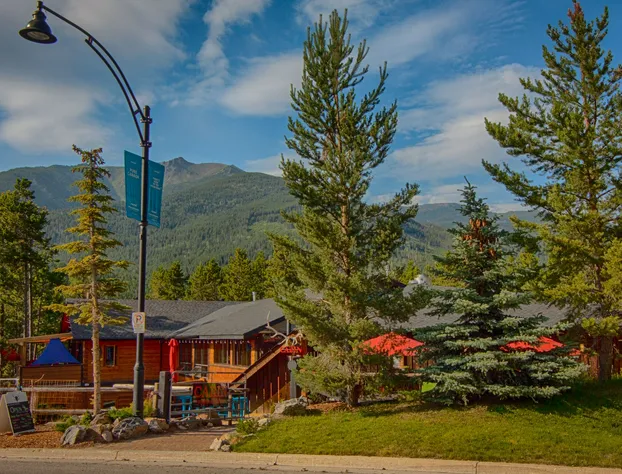 Earl Grey Lodge hotel detail image 1