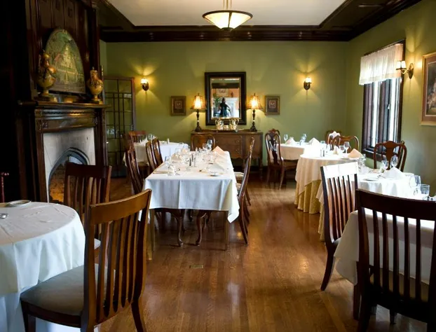 The Belvedere Inn & Restaurant hotel detail image 3