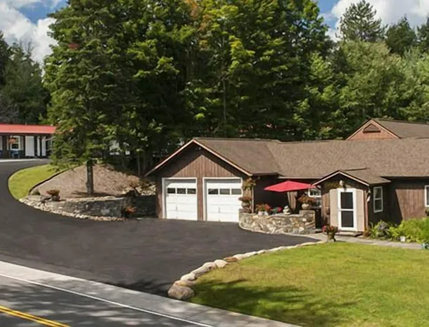 Marina Motel hotel detail image 1