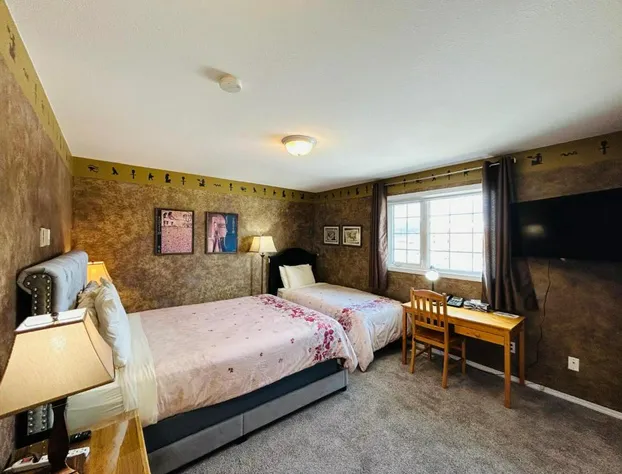 Midnight Sun Inn hotel detail image 4