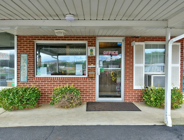 Knob Hill Motor Lodge – Hillsville hotel detail image 2