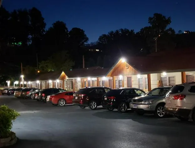 Marshall's Creek Rest Motel hotel detail image 1