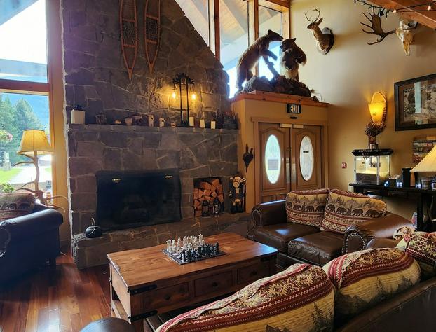 Cowlitz River Lodge hotel detail image 3